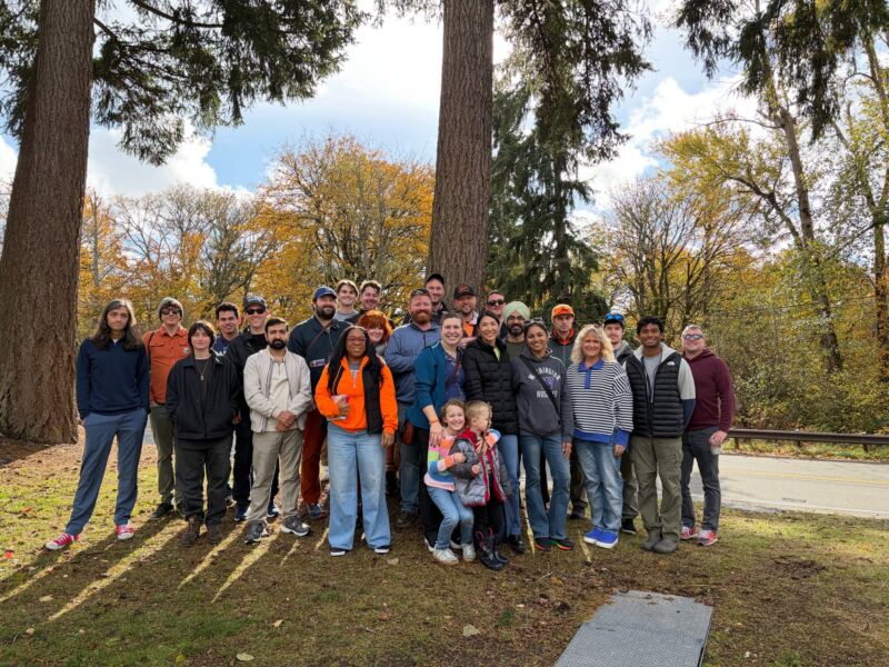 Image for the Tweet beginning: Team Smith was out in